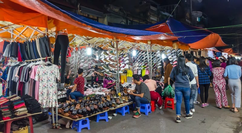 Colaba Mumbai Shopping