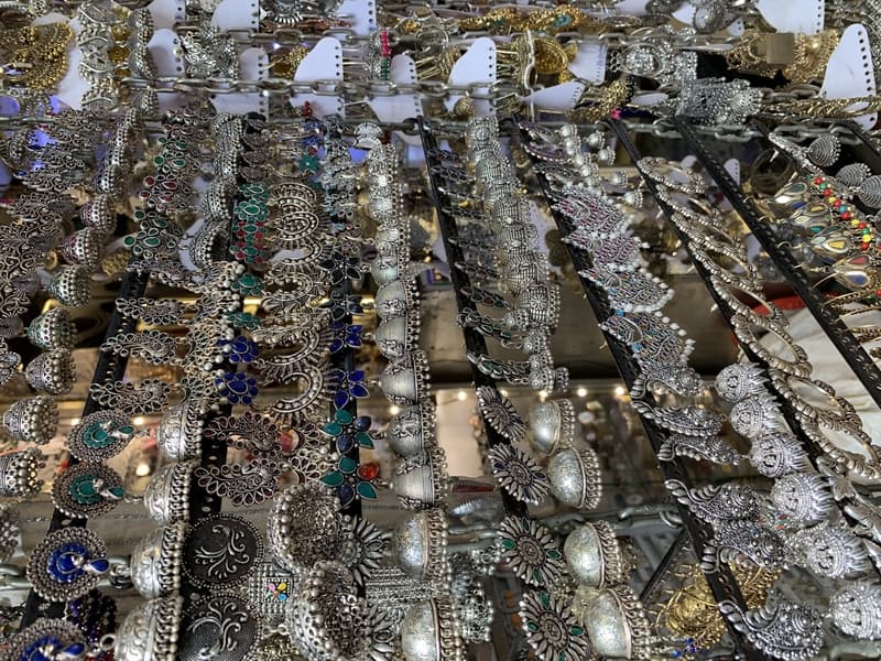 Colaba Mumbai Shopping