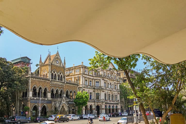 Jehangir Art Gallery In Mumbai - History, Timing, Attraction